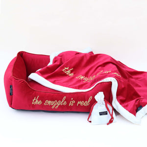 Merry Red Luxurious Dog blanket machine Washable For Daily Use