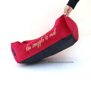 Merry red Luxurious Dog Bed Removable Italian Velvet Cover & Machine Washable Bed For Daily Use