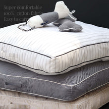 Load image into Gallery viewer, Square Cotton Pinstripe Black Dog Bed Removable Cotton Cover &amp; Machine Washable Bed For Daily Use